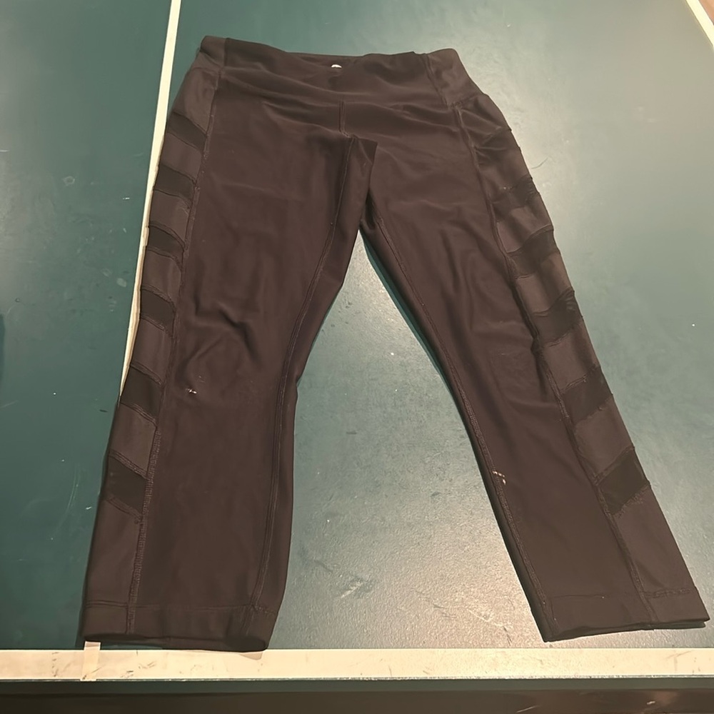 Black and Mesh Cropped Leggings